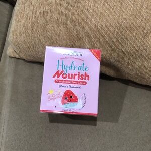 Sadoer Strawberry Hand Cream